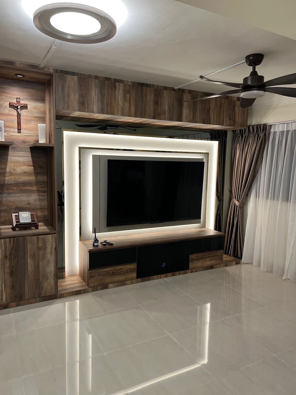 Feature wall detail with backlit TV panel — MelvinGRaj Google review photo
